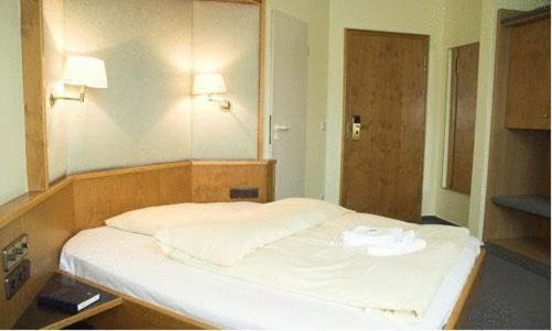 Aust - Das Landhotel Warendorf Exterior photo